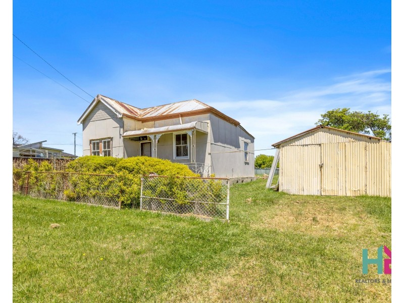 6 Purchas Street, Portland NSW 2847