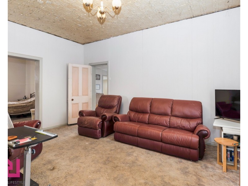3 Limestone Street, Portland NSW 2847