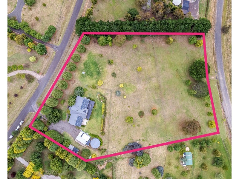 10 Dicker Drive, Little Hartley NSW 2790