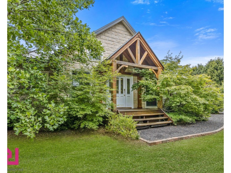 10 Dicker Drive, Little Hartley NSW 2790