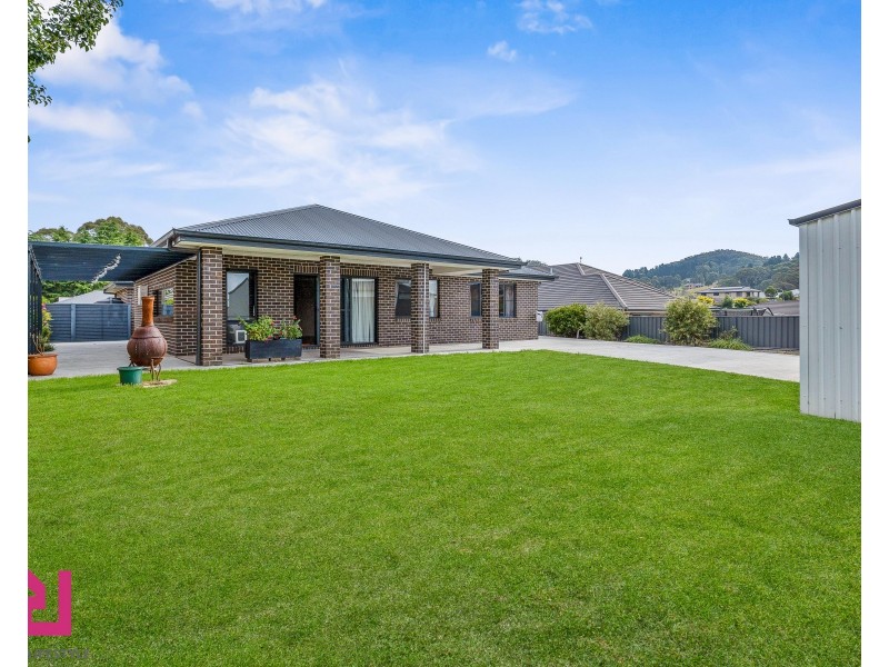 3 Surveyors Way, South Bowenfels NSW 2790