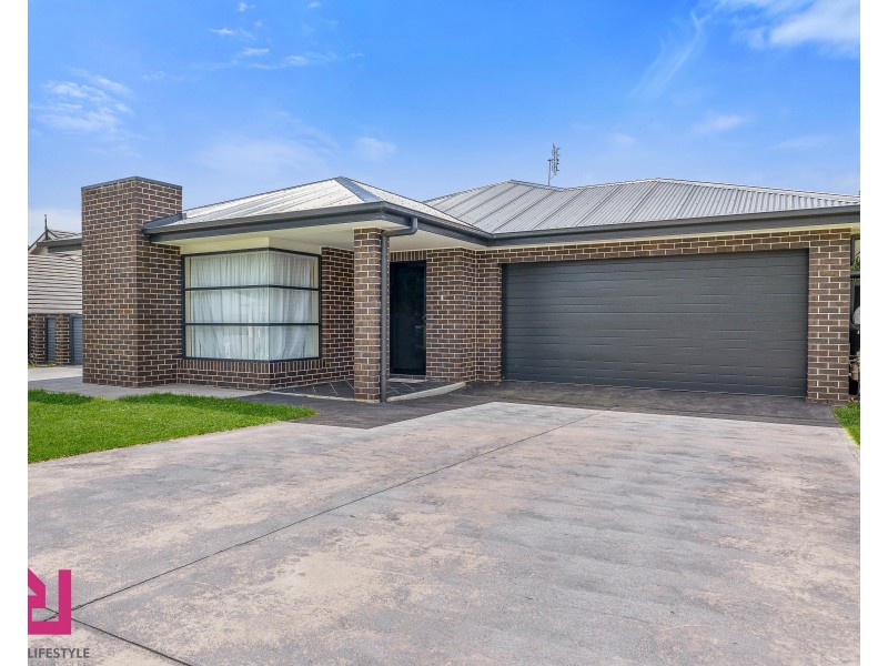 3 Surveyors Way, South Bowenfels NSW 2790