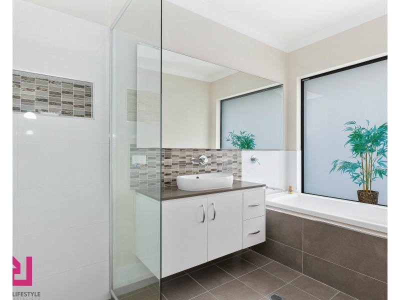 3 Surveyors Way, South Bowenfels NSW 2790