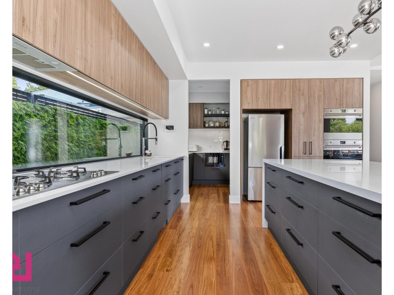 11 Park Parade, Lithgow NSW 2790