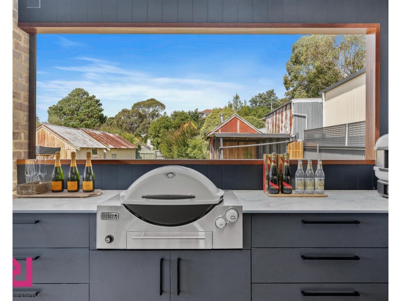 11 Park Parade, Lithgow NSW 2790