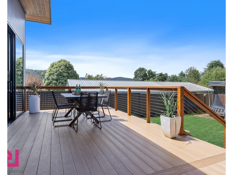 11 Park Parade, Lithgow NSW 2790