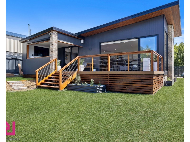 11 Park Parade, Lithgow NSW 2790
