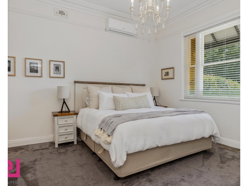 11 Park Parade, Lithgow NSW 2790