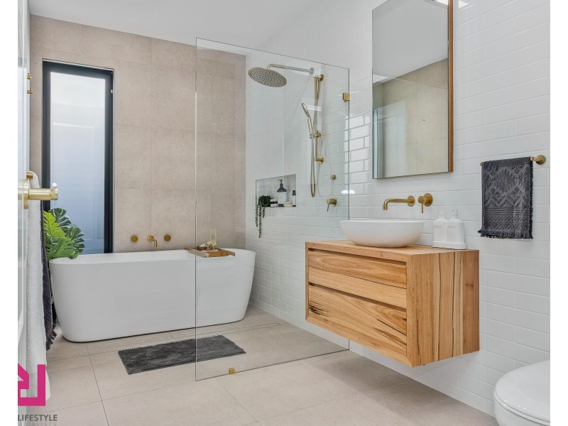11 Park Parade, Lithgow NSW 2790