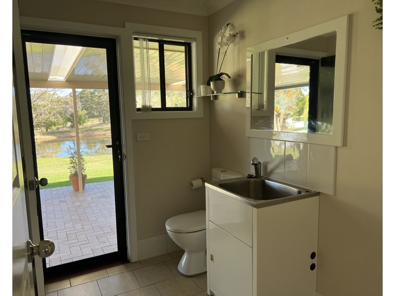 4 Hughes Lane, Marrangaroo NSW 2790