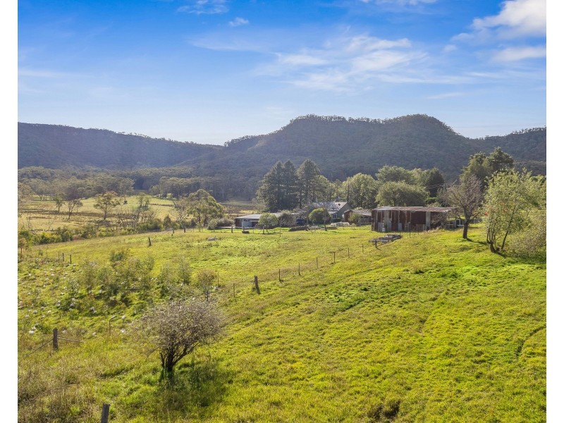 542 Browns Gap Road, Hartley NSW 2790