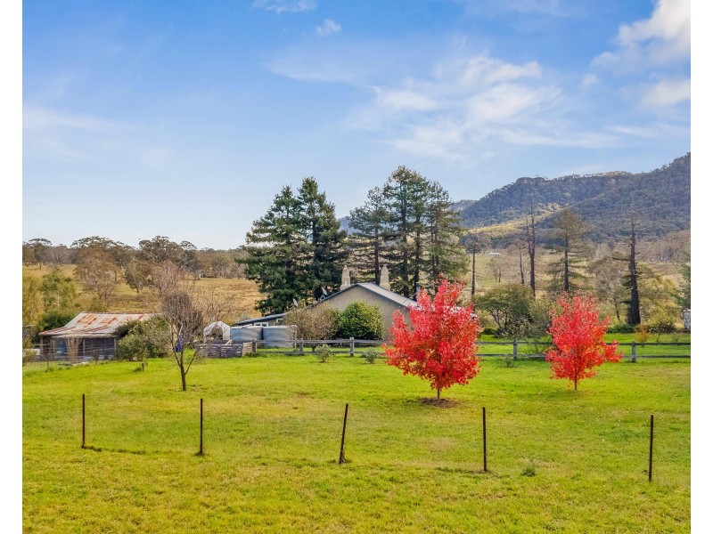 542 Browns Gap Road, Hartley NSW 2790