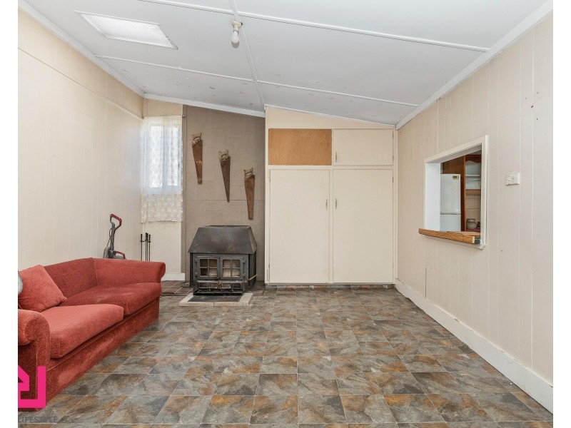 24 Purchas Street, Portland NSW 2847