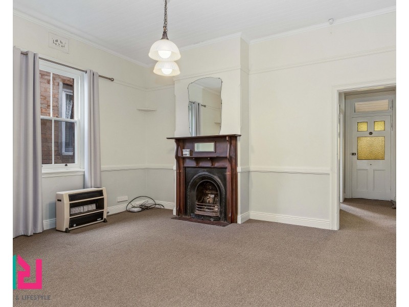 47 Chifley Road, Lithgow NSW 2790