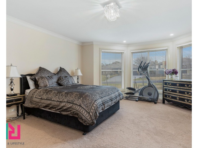 5 Stockade Close, South Bowenfels NSW 2790