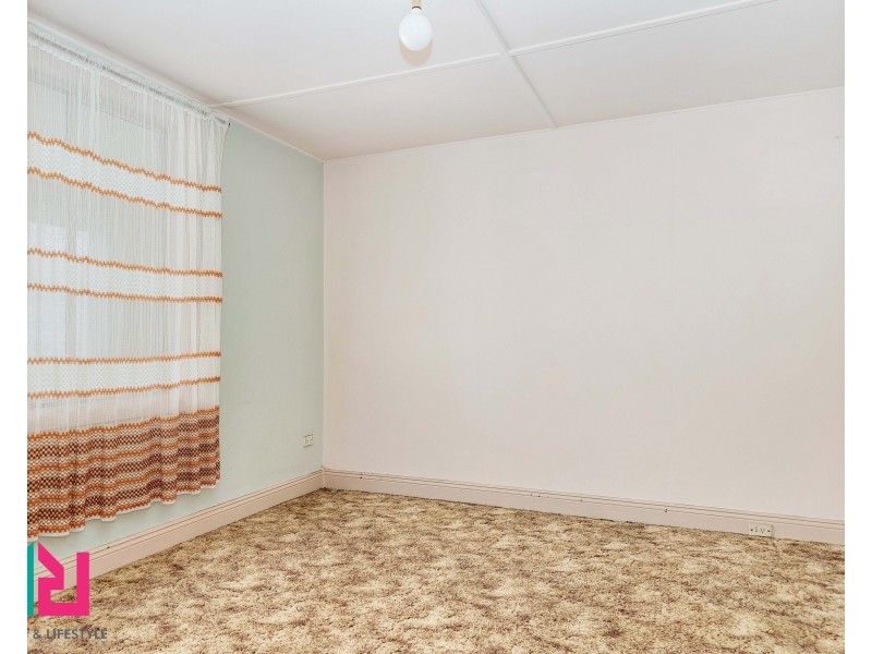 4 Read Avenue, Lithgow NSW 2790