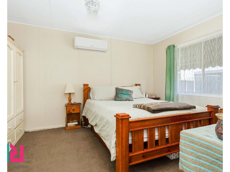 16 Outer Crescent, Bowenfels NSW 2790