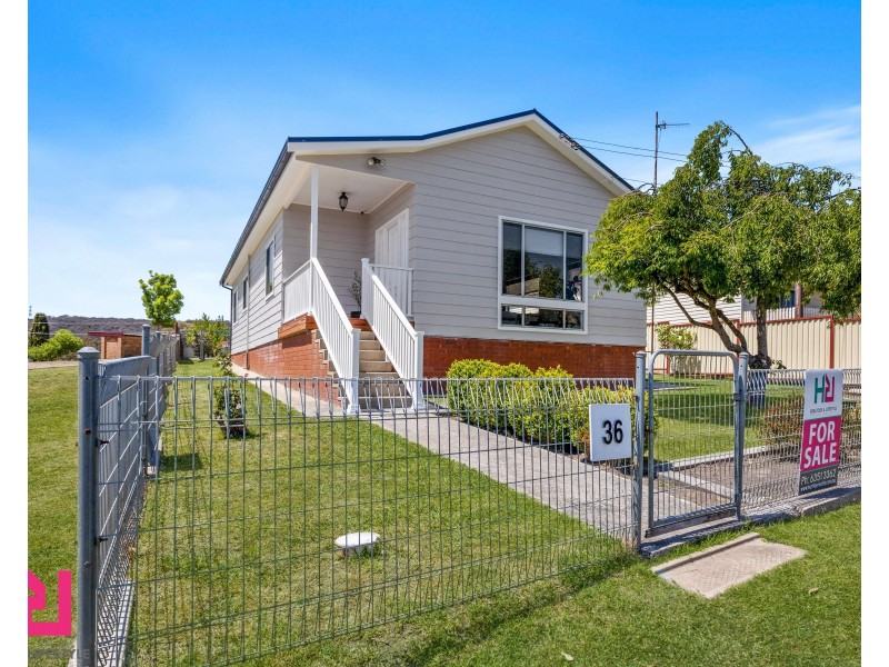 36 Railway Avenue, Portland NSW 2847