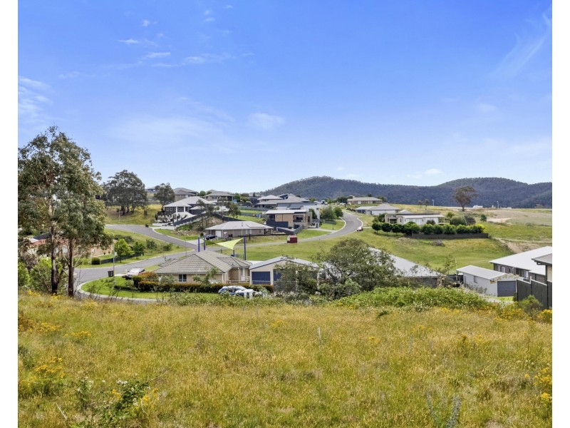 8 Thornton Avenue, Bowenfels NSW 2790