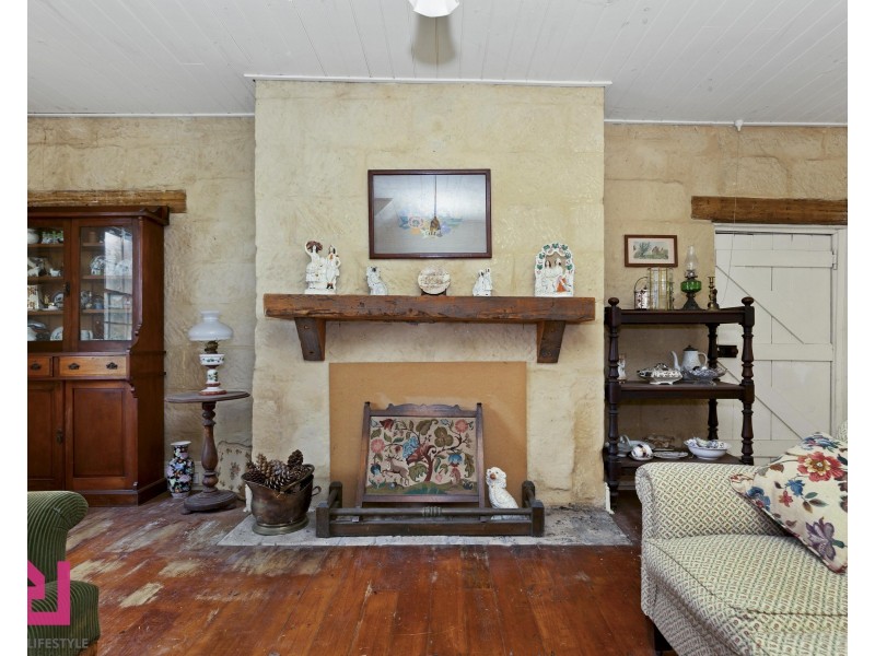 70 Mudgee Street, South Bowenfels NSW 2790