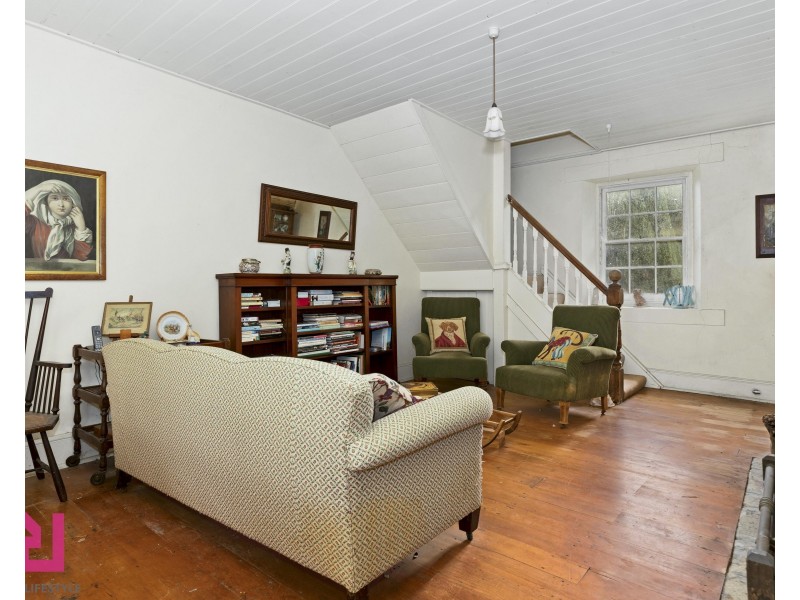 70 Mudgee Street, South Bowenfels NSW 2790