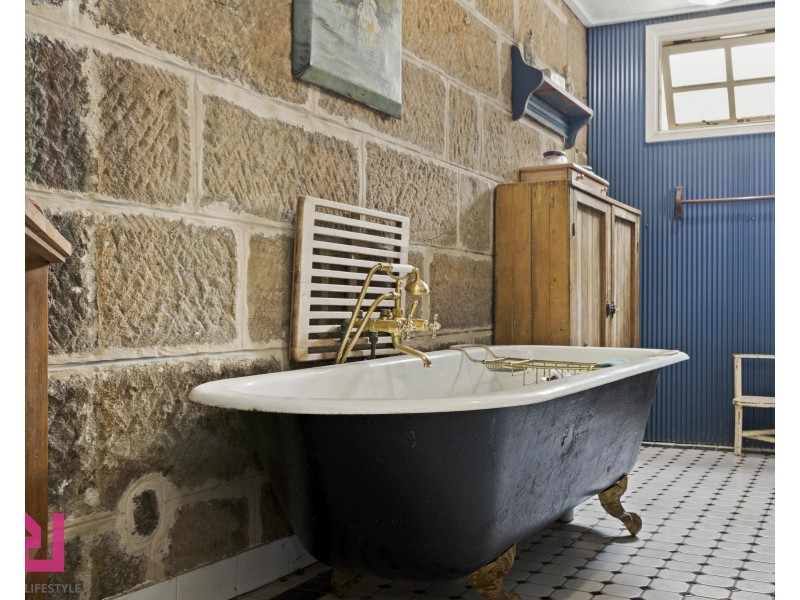 70 Mudgee Street, South Bowenfels NSW 2790