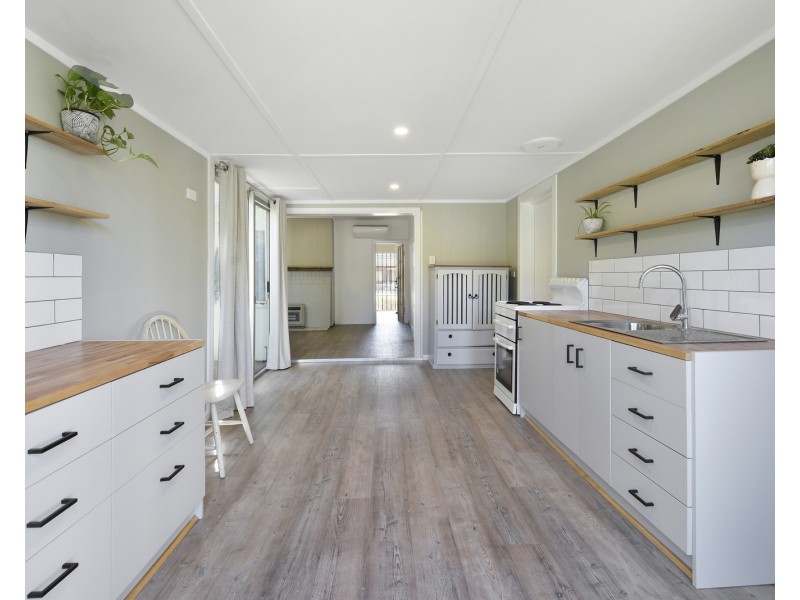 130 Inch Street, Lithgow NSW 2790