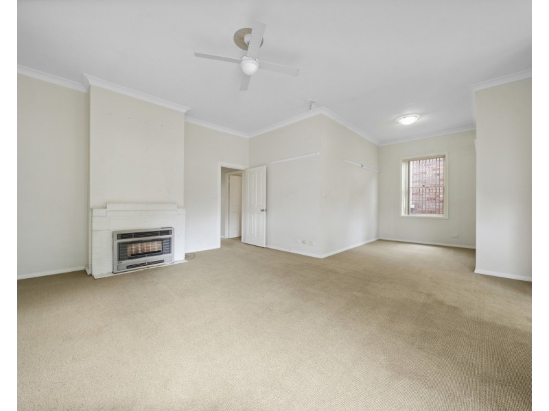 14 Read Avenue, Lithgow NSW 2790