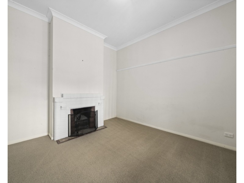 14 Read Avenue, Lithgow NSW 2790