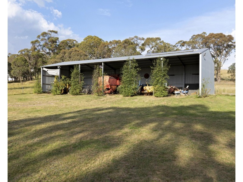 558 Razorback Road, Running Stream NSW 2850