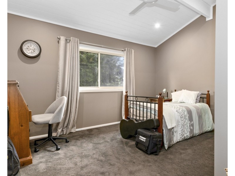 558 Razorback Road, Running Stream NSW 2850