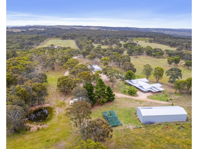 558 Razorback Road, Running Stream NSW 2850