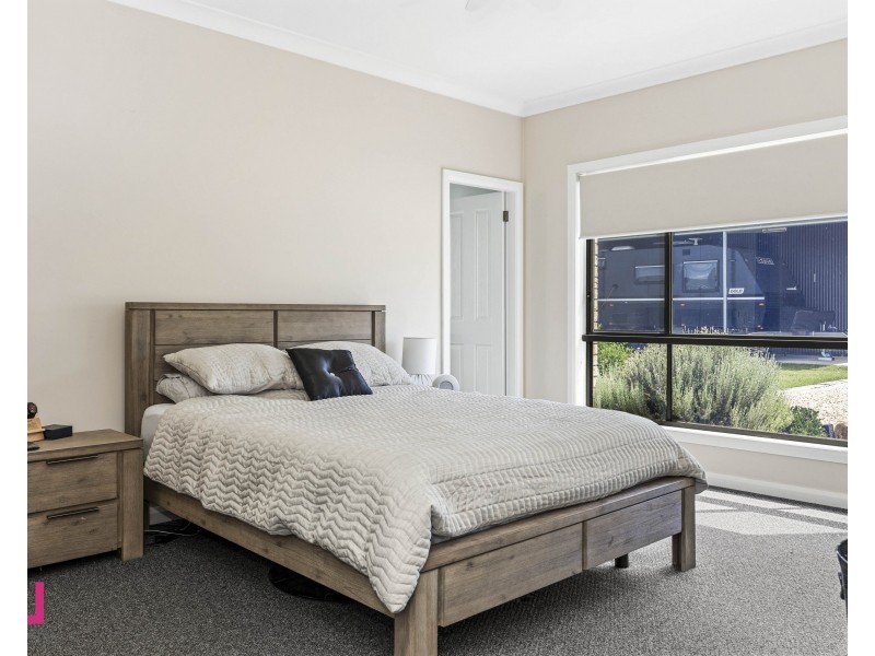 13 Forest Ridge Drive, Wallerawang NSW 2845