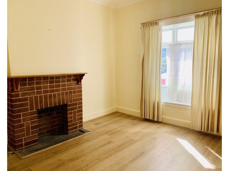 16 Hassans Walls Road, Lithgow NSW 2790