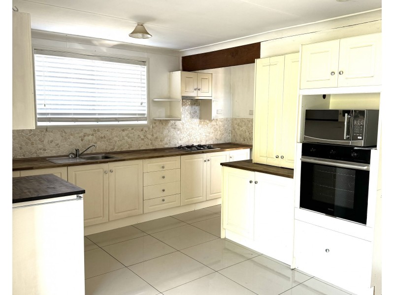 12 Lime Street, Portland NSW 2847