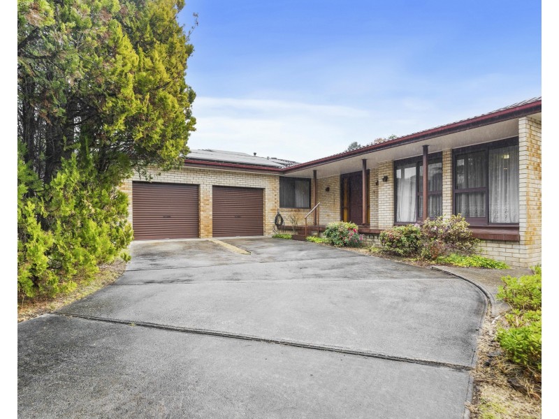 20 Curtin Place, Lithgow NSW 2790