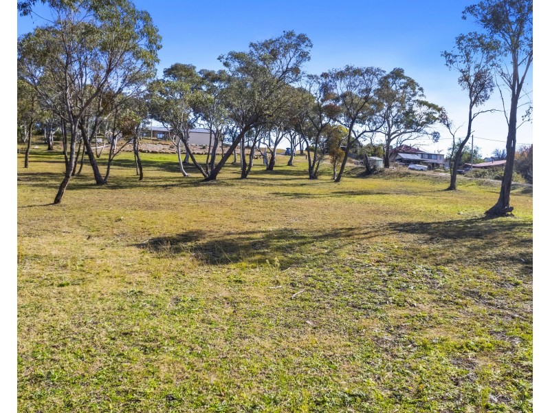 24 Purcell Street, Portland NSW 2847