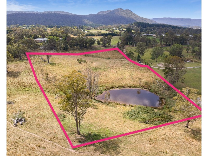 73 Bonnie Blink Drive, Little Hartley NSW 2790