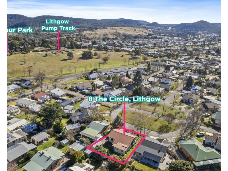 8 The Circle, Lithgow NSW 2790