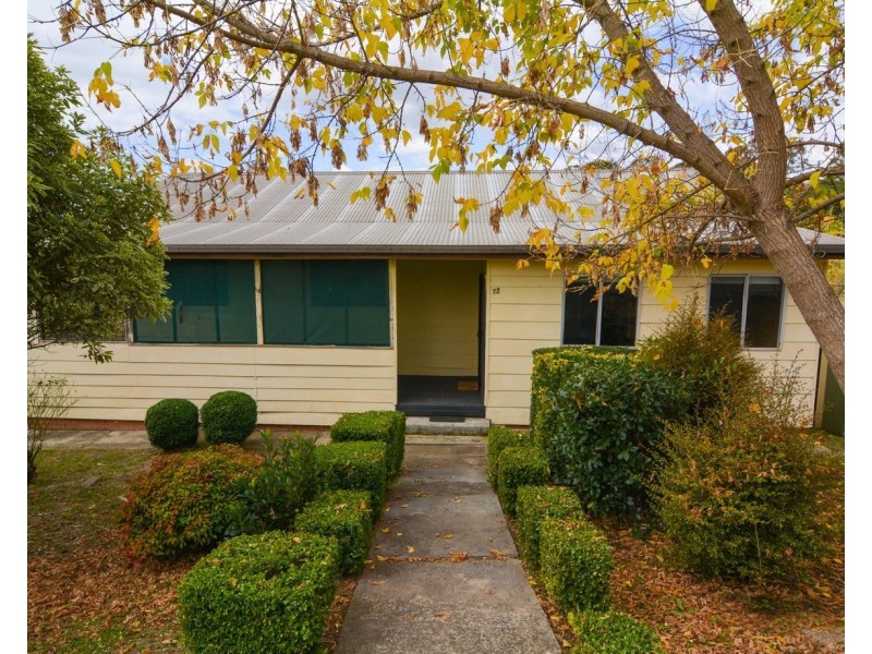 12 Park Street, Portland NSW 2847