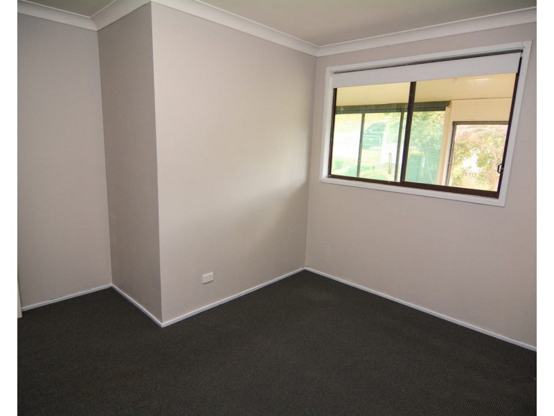 12 Park Street, Portland NSW 2847