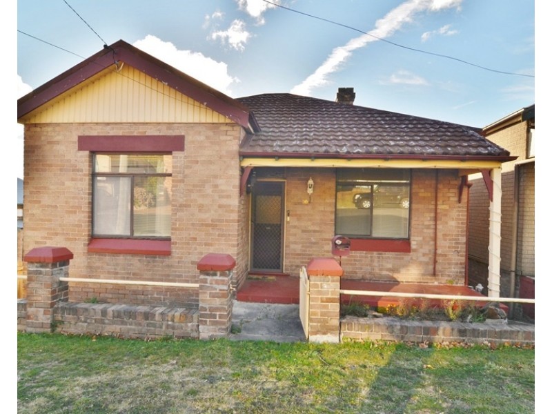 30 Hill Street, Lithgow NSW 2790