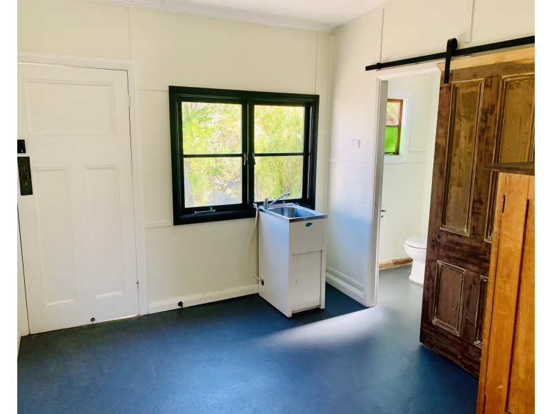 186 Inch Street, Lithgow NSW 2790