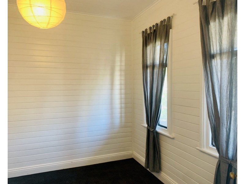 186 Inch Street, Lithgow NSW 2790