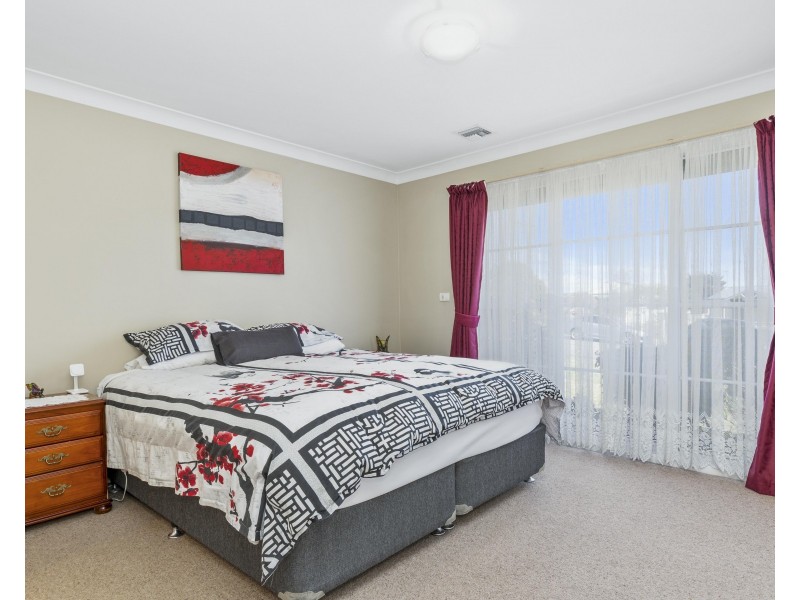 9 Tweed Road, Bowenfels NSW 2790