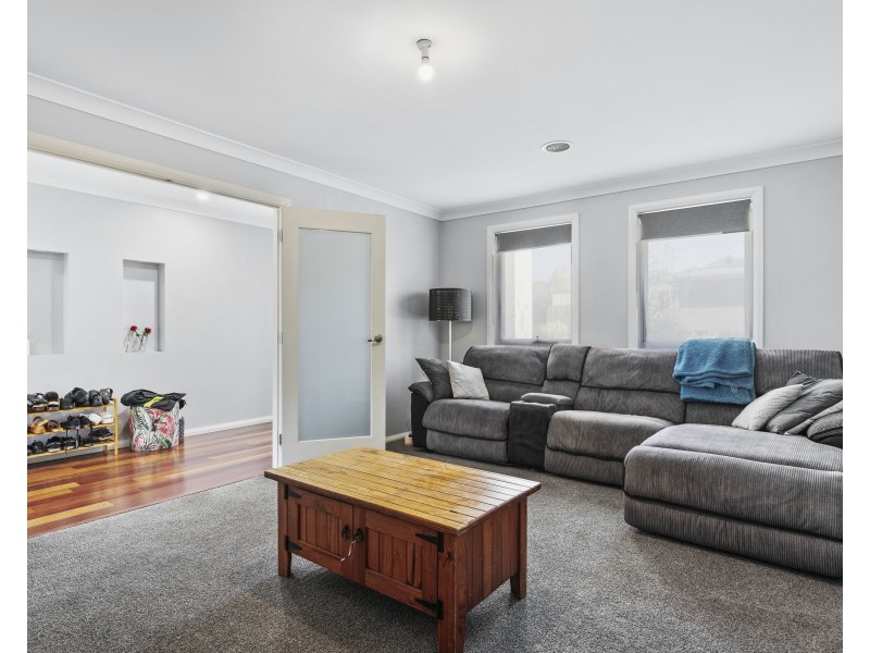 13 James O’Donnell Drive, Bowenfels NSW 2790