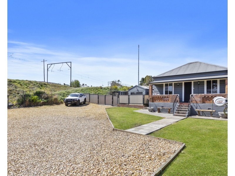 7 James Street, Lithgow NSW 2790
