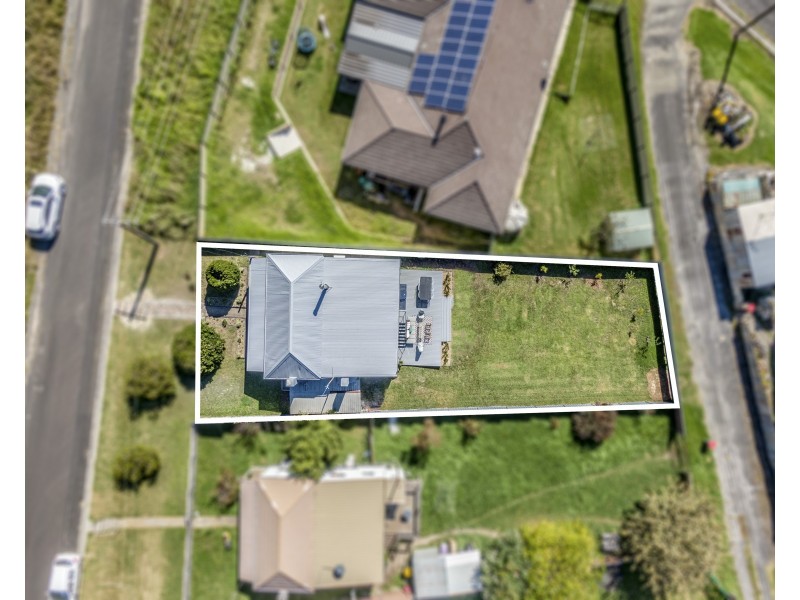 16 Burton Street, Portland NSW 2847