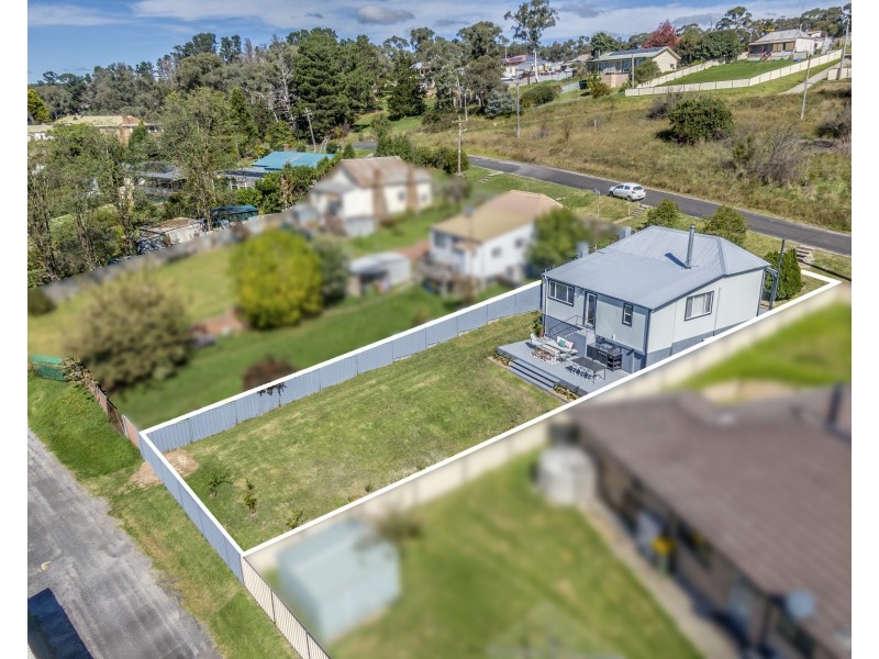 16 Burton Street, Portland NSW 2847