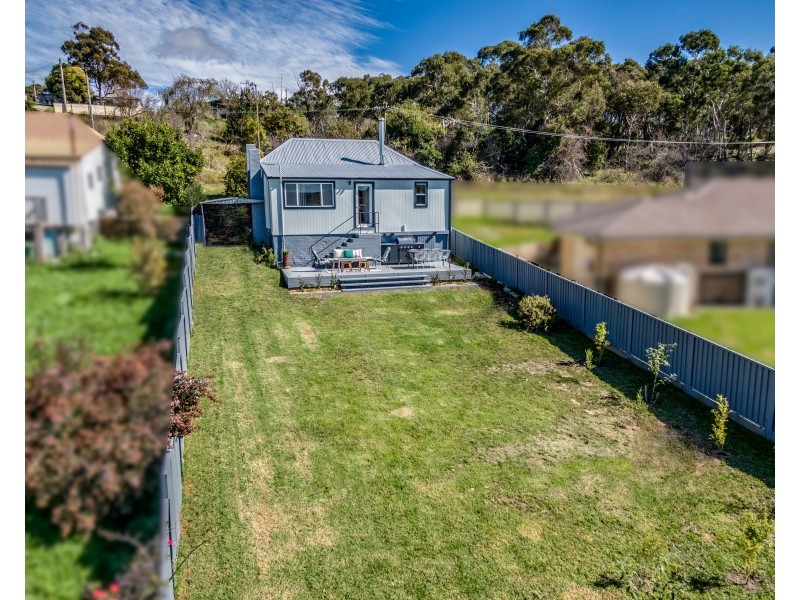 16 Burton Street, Portland NSW 2847